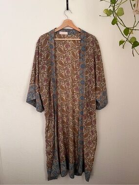 Pythia Bohemian Paisley Kimono in Brown and Blue